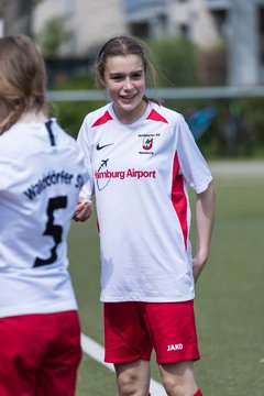 Bild 304 - wCJ Germania Schnelsen - Walddoerfer SV : Ergebnis: 0:6